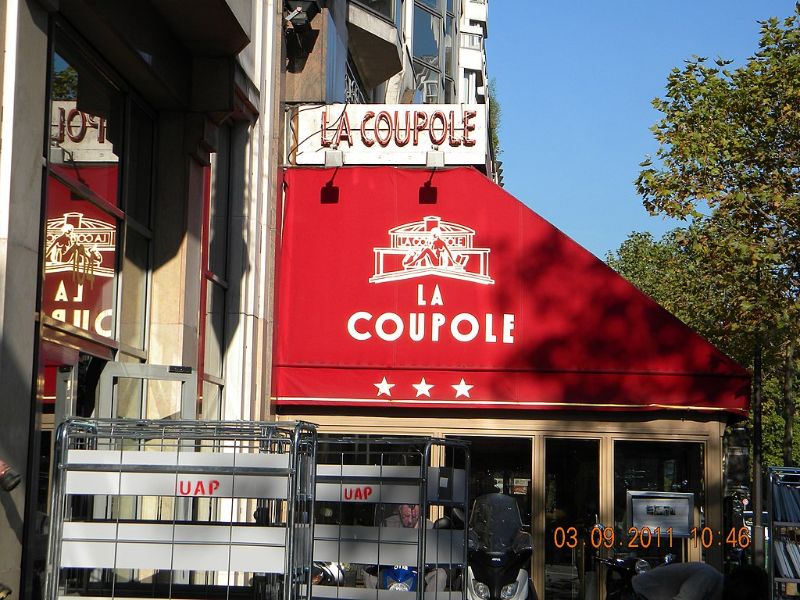 La Coupole Sign