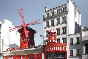 Magical Montmartre District features Moulin Rouge