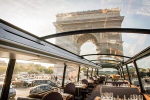 Paris Brunch Experience by Luxury Bus features Arc de Triomphe view