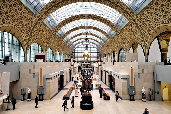 The Impressionists at Orsay - skip the line with a photo of the museum hall.