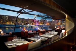 Bateaux Parisiens Seine River Sightseeing and Dinner Cruise Review