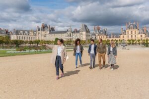 Chateaux de Fontainebleau River