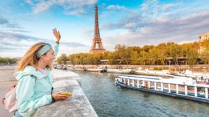 Dinner cruise and Eiffel Tower 2nd floor tickets Review