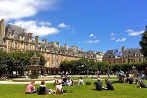 Explore Le Marais like a local - Private walking tour Review