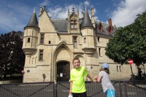 Le Marais Treasure Hunt - Kids & family Tour Review