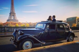 Paris Half Day Tour in Vintage French Car with Open Roof Review