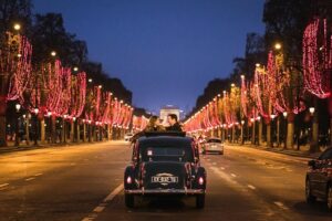 Paris by Night 3h Tour in Vintage French Car Review