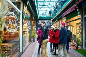 Small-Group Paris Walking Tour: St-Ouen Flea Market Review