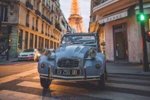 Tour en 2CV 3H Paris Review