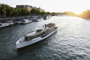 Vedettes de Paris Seine River Cruise Direct Access E-Ticket Review