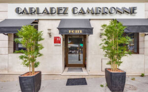 Hôtel Carladez Cambronne Review