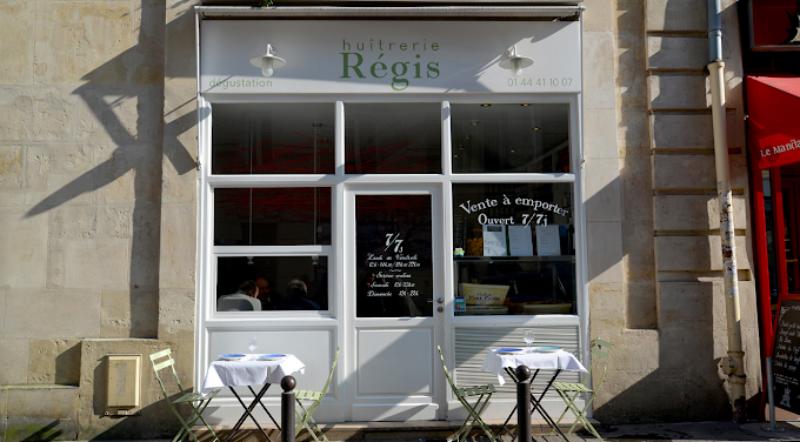 L'Huîtrerie Régis entrance