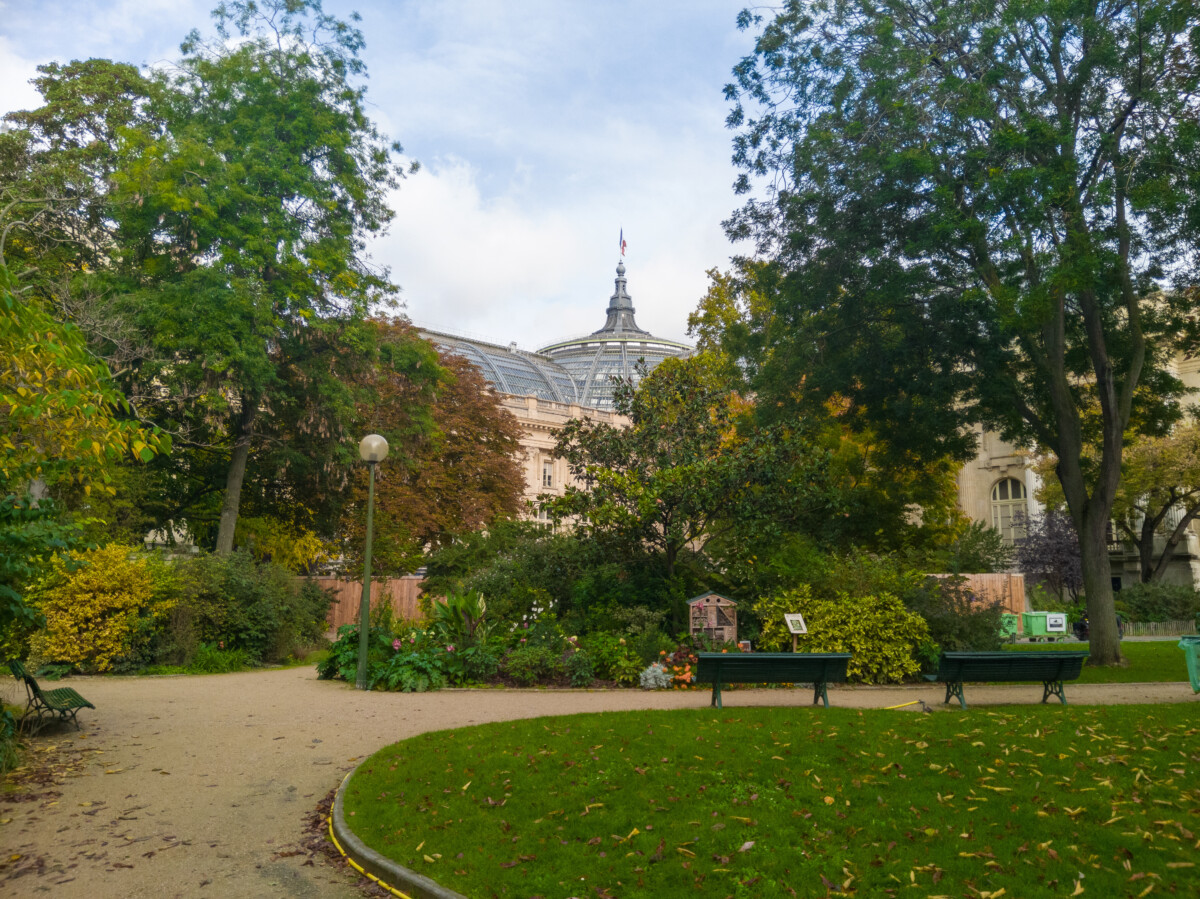 Jardin de la Nouvelle-France (New-France Garden), Paris. 