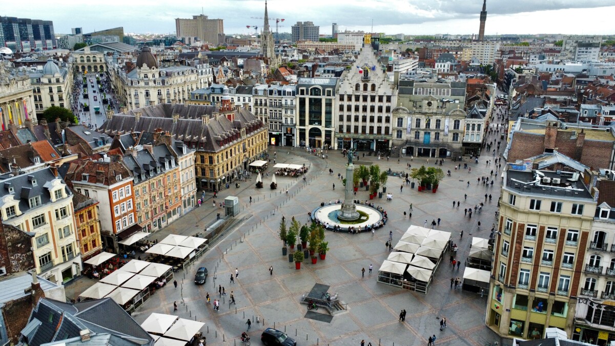 Drone photo La vieille bourse Lille France europe