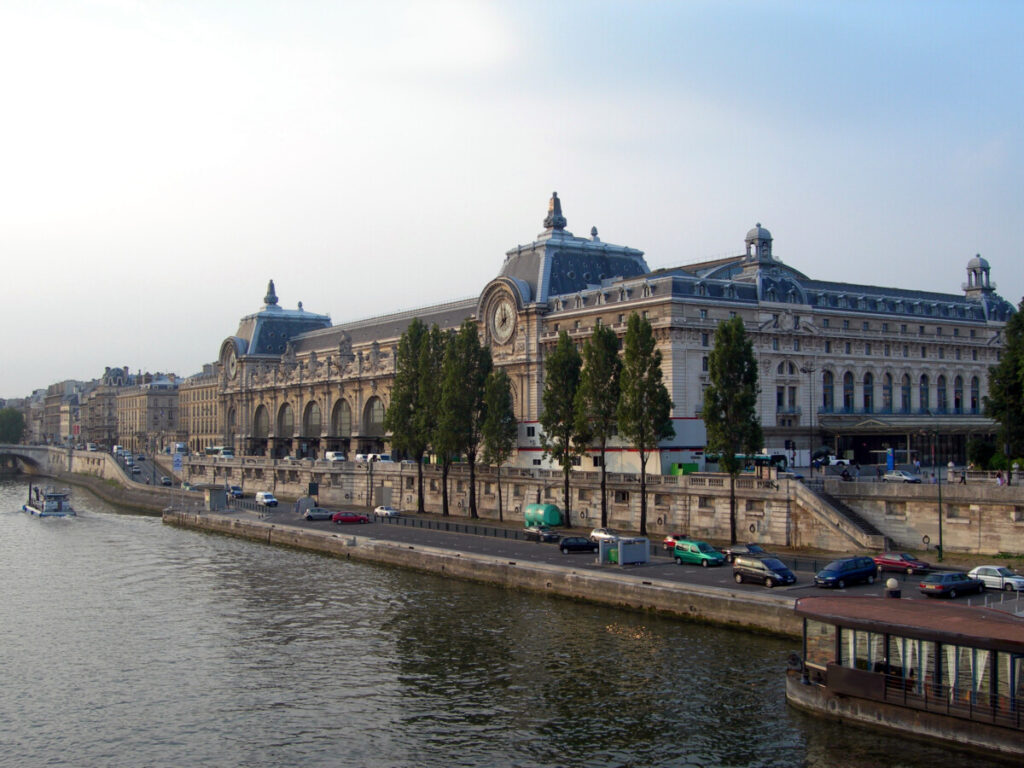 Exterior of the Musée d'Orsay and seine river in Paris, France