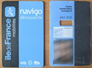 Navigo Découverte card for Paris commuters