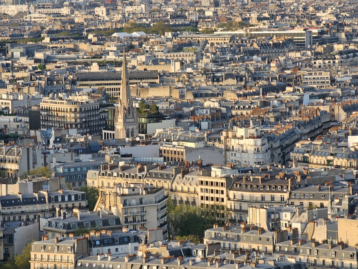 What Makes Paris Look Like Paris? 10 Hidden Elements of the City’s Visual DNA